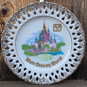 Vintage Walt Disney World Souvenir Plate